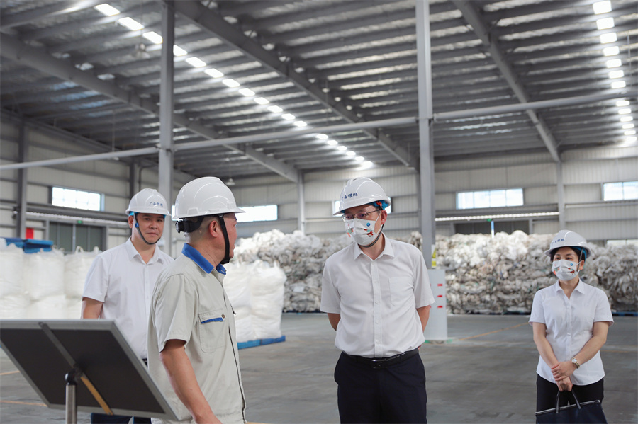 邱潮涌&ldquo;四不兩直&rdquo;赴鹽業(yè)集團(tuán)欽州、南寧片區(qū)企業(yè)開(kāi)展國(guó)慶節(jié)前安全檢查